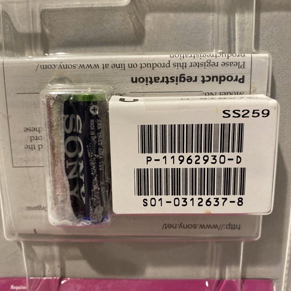 Sony M-570V Microcassette Clear Voice Recorder Handheld Silver 2 Speeds Sealed - Picture 3 of 6